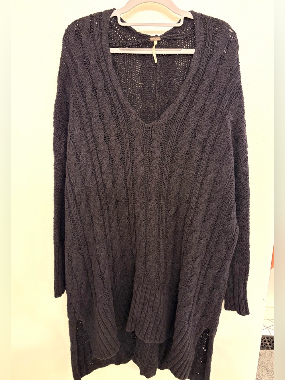 Free People “Easy Cable” Charcoal Oversized V-Neck Knit Sweater Tunic - Size Med
